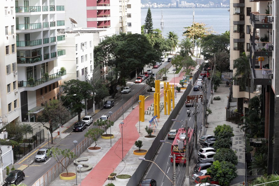 Praça Dom Navarro, em Niterói, entra em nova fase de obras