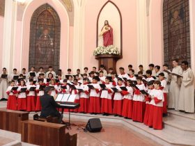 Coral dos Canarinhos de Petrópolis se apresenta no Música na Matriz