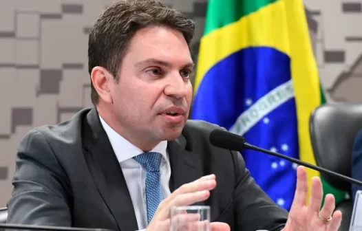 Alexandre Ramagem cresce na corrida pela Prefeitura do Rio
