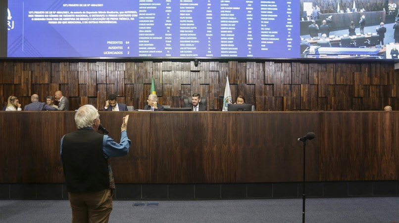 Alerj aprova gratuidade no transporte para doadores de sangue