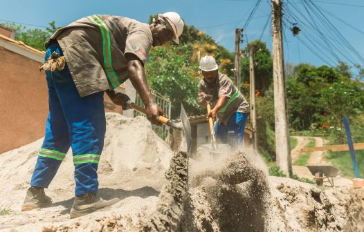 Sanemar prossegue com obras de revitalização de rede em Maricá