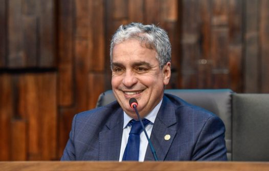 André Ceciliano retorna a Brasília