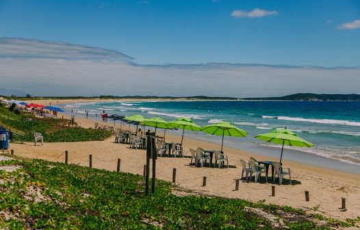 Bandeira Azul: Praia do Peró conquista selo internacional