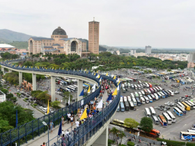 Romarias unem fé e tradição rumo a Aparecida