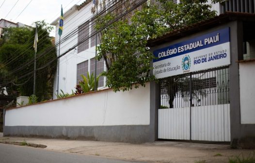 Escola pública bilíngue de Volta Redonda abre matrículas