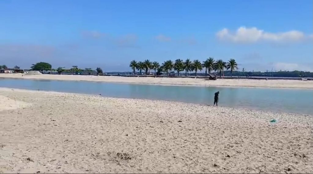 Piscinão de Ramos está cheio novamente