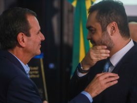 Batalha entre Paes e Castro chega a Brasília