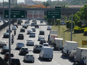 Licenciamento anual de veículos disponível pelo Detran.RJ