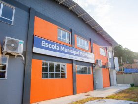 Nova escola de horário integral é inaugurada em Duque de Caxias