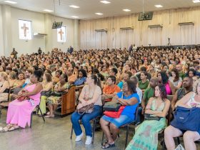 Aula inaugural para professores na Educação de Mesquita