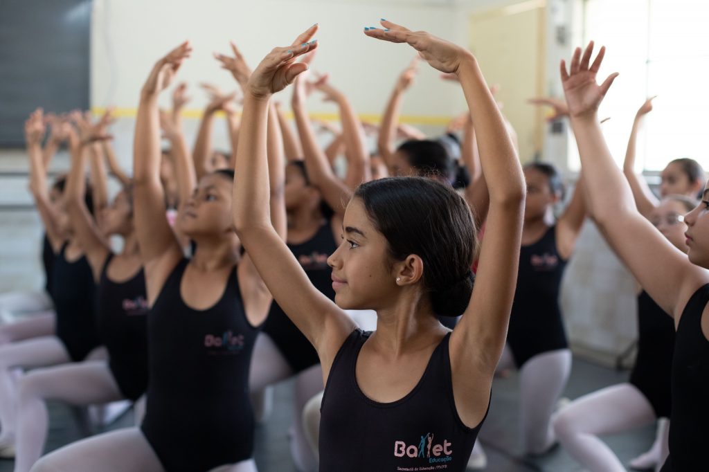 Ballet Educação inicia aulas em Volta Redonda