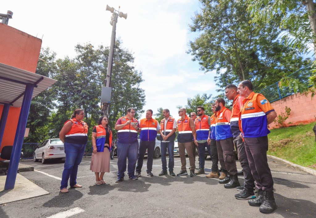 Defesa Civil de Meriti realiza teste de alerta sonoro em 12 bairros