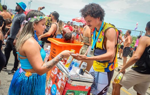 Um terço dos foliões gastam até R$ 200 por dia durante Carnaval do RJ