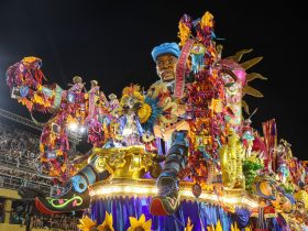 Futuro, luta contra transfobia e homenagens encerram Carnaval