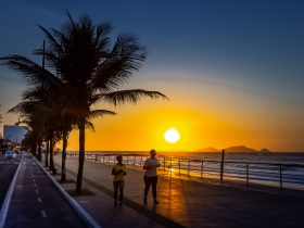 Belezas naturais e negócios impulsionam turismo em Macaé