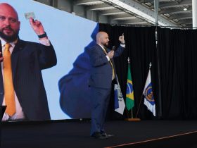 CREA AQUI reúne milhares e valoriza engenharias no Rio