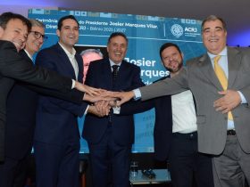 Josier Vilar inicia segundo mandato na ACRJ