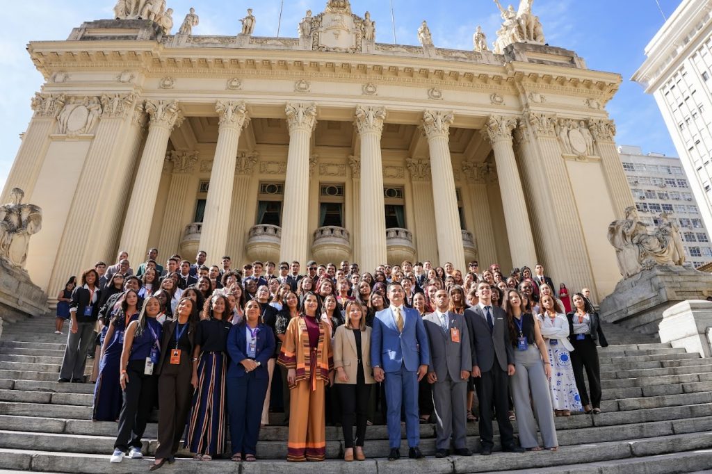 Palácio Tiradentes recebe abertura da 16ª edição do Parlamento Juvenil
