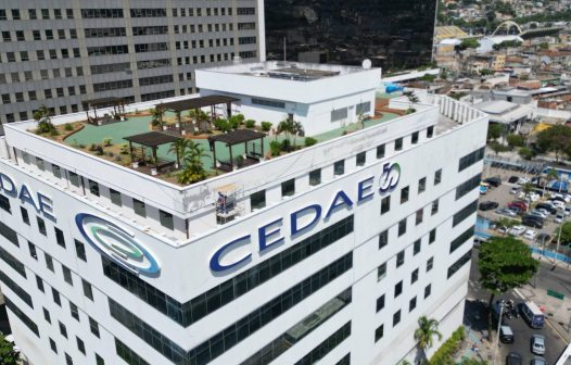 Tarifa cara e serviço precário. Governo Castro afunda na crise da CEDAE
