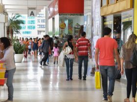 Comerciantes do Rio projetam aumento de vendas em julho