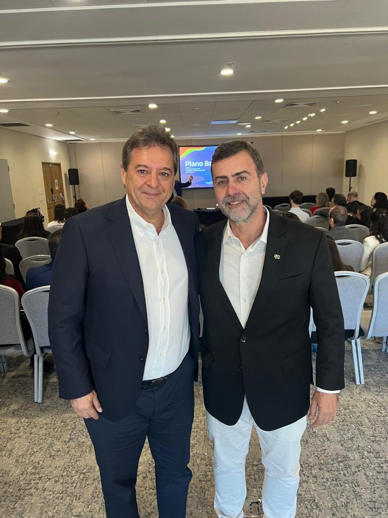 Plano Brasis é apresentado por Freixo a hoteleiros no Rio