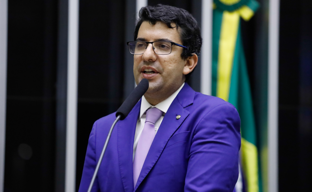 Mais um reforço no PSDB