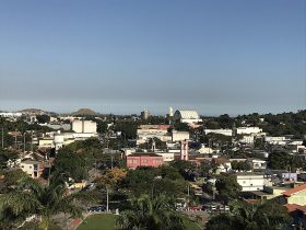 Poluição pode estar ligada a mortes de crianças na Zona Oeste do Rio