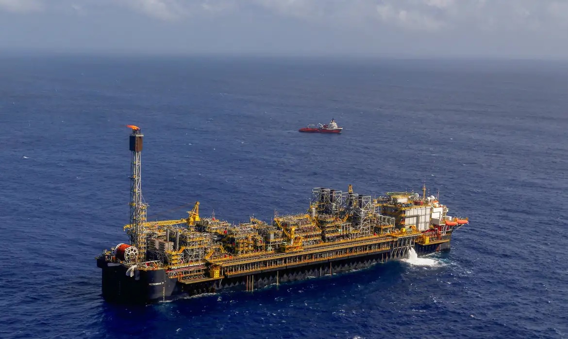 Produção de petróleo se estabiliza na Bacia de Campos