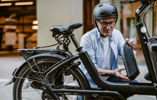 Projeto de lei estabelece regras de segurança para baterias de bicicletas elétricas nos condomínios