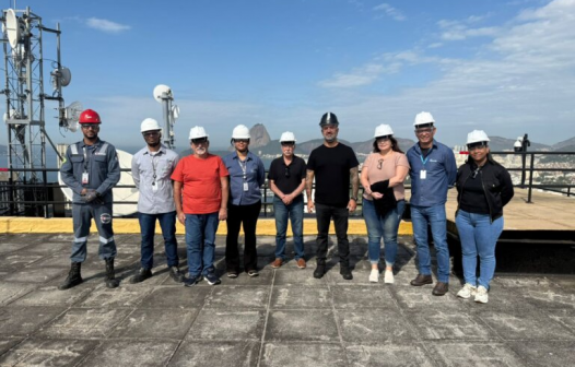 Alunos da UniSecovi Rio realizam visita técnica ao Edifício Linneo de Paula Machado