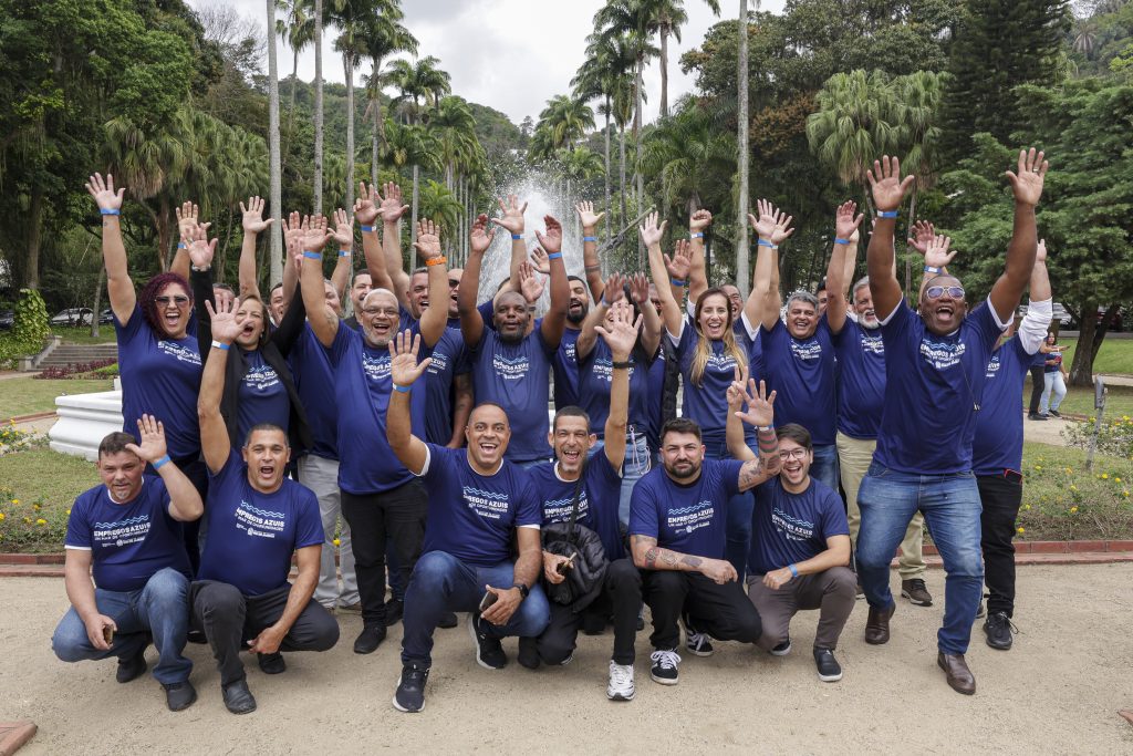 Governo do Rio certifica 350 alunos do programa “Empregos Azuis”