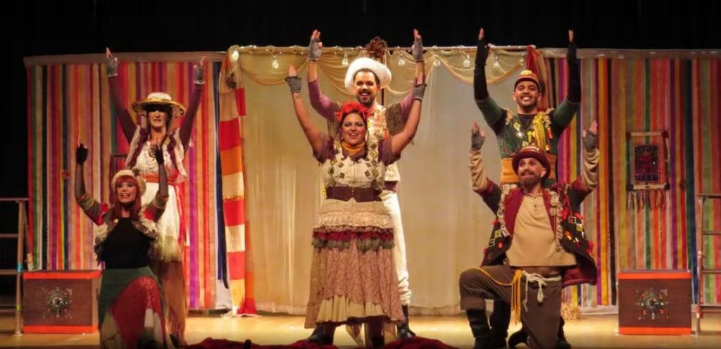 Mostra de Teatro de Petrópolis segue até domingo (17)