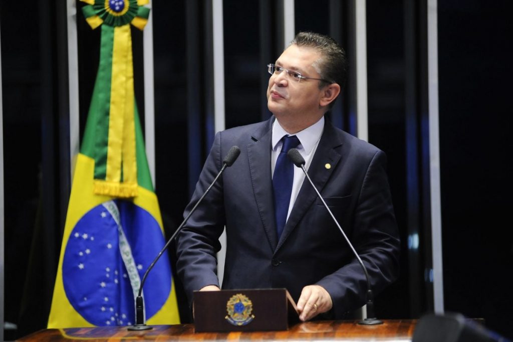 Políticos do RJ pedem para visitar Bolsonaro preso