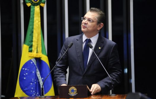 Políticos do RJ pedem para visitar Bolsonaro preso