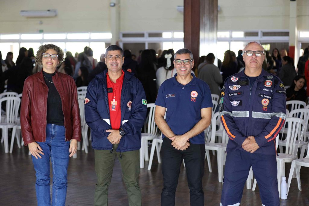 Capacitação em primeiros socorros reúne educadores em Teresópolis