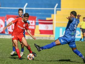Araruama e América ficam no 0 a 0 na semifinal da Copa Rio