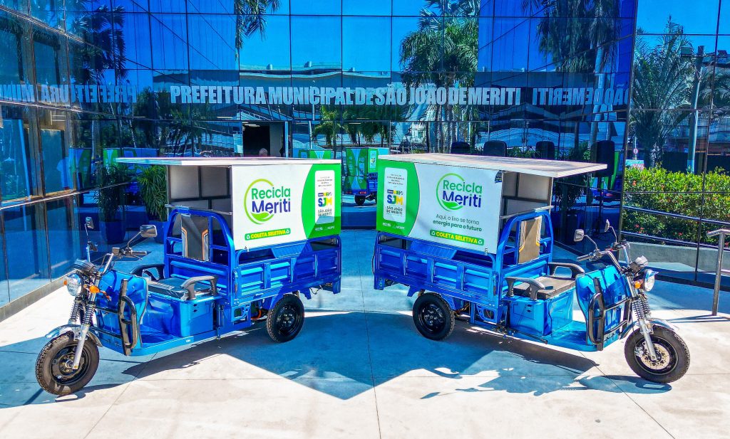 Meriti entrega veículos elétricos para cooperativa de catadores