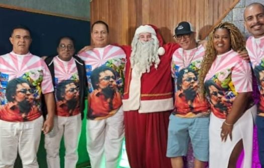 Papai Noel do Leblon concorre com samba-enredo na Unidos do Jacarezinho