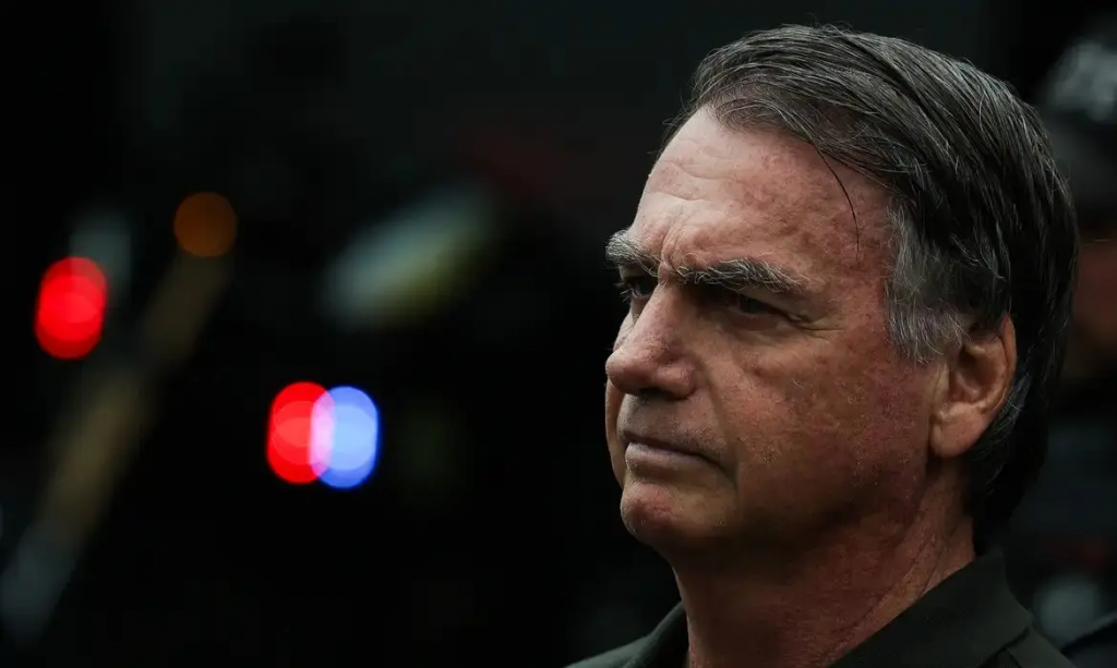 Bolsonaro longe dos holofotes
