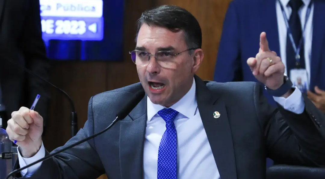 A amarga derrota de Flávio Bolsonaro