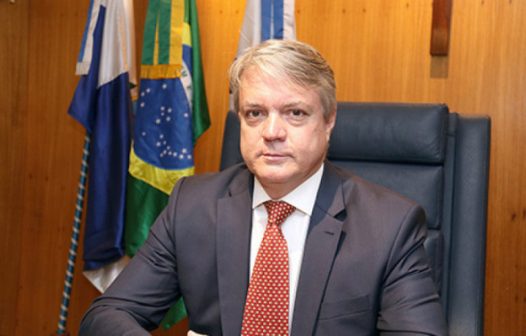 Prefeito interino faz festinha no Palácio da Cidade