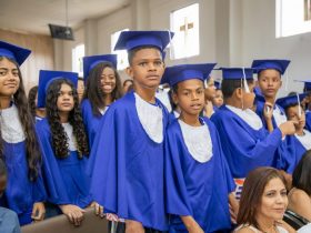 Avança Mesquita forma 312 estudantes e conclui edição 2025 do programa