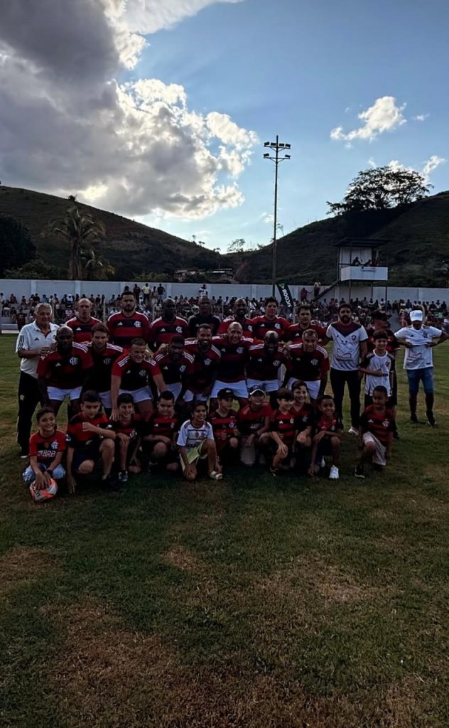 FlaMaster vence Lendas do União Futebol Clube em Minas