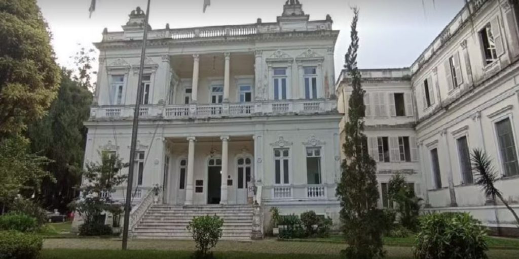 Prefeitura de Petrópolis recebe Selo Ouro em transparência pública