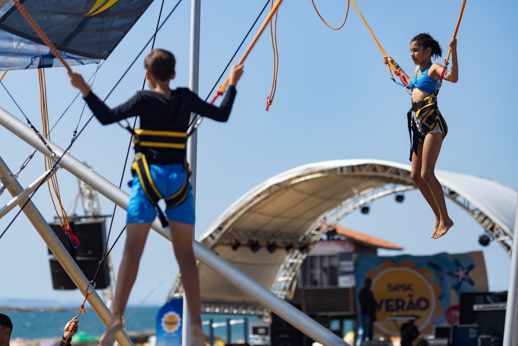 Sesc Verão 2026 leva esporte, cultura e lazer a 25 cidades do Rio