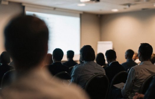 Palestra gratuita sobre tendências de negócios para 2026 em Itaguaí
