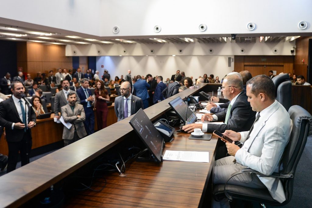 Alerj aprova criação da Semana Estadual de Combate às Enchentes no Rio