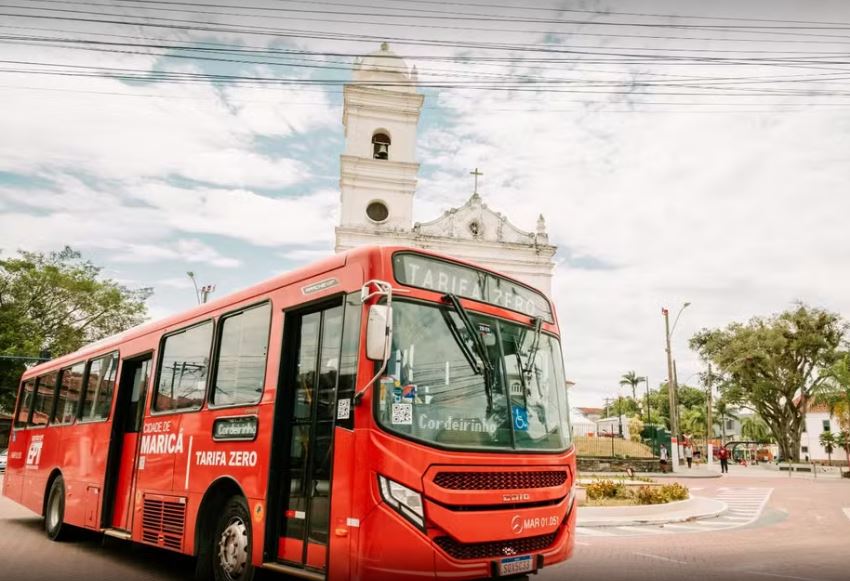 Botão do pânico reforça segurança em ônibus municipais de Maricá