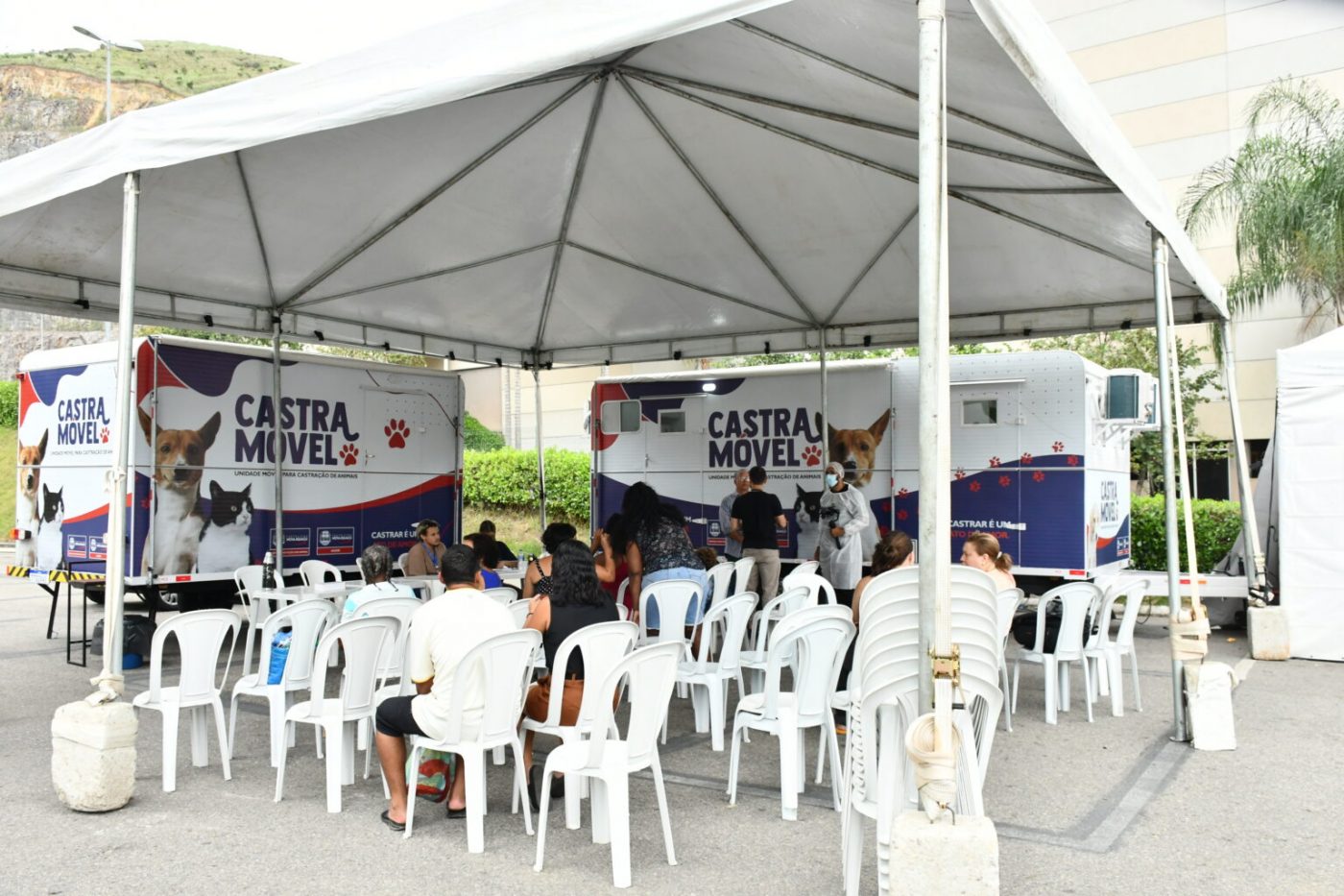 Castramóvel da Prefeitura de Nova Iguaçu segue para o Monte Líbano