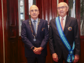 Pedro Wähmann recebe a Ordem do Mérito Comercial Estácio de Sá em cerimônia na Fecomércio RJ